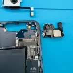 iPhoneが水没!? プール・海・雨で故障しないための注意点と強制終了の方法を徹底解説