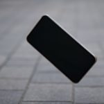 スマホを落下させると内部コネクタが外れやすい機種は？注意すべき症状と対策を徹底解説！